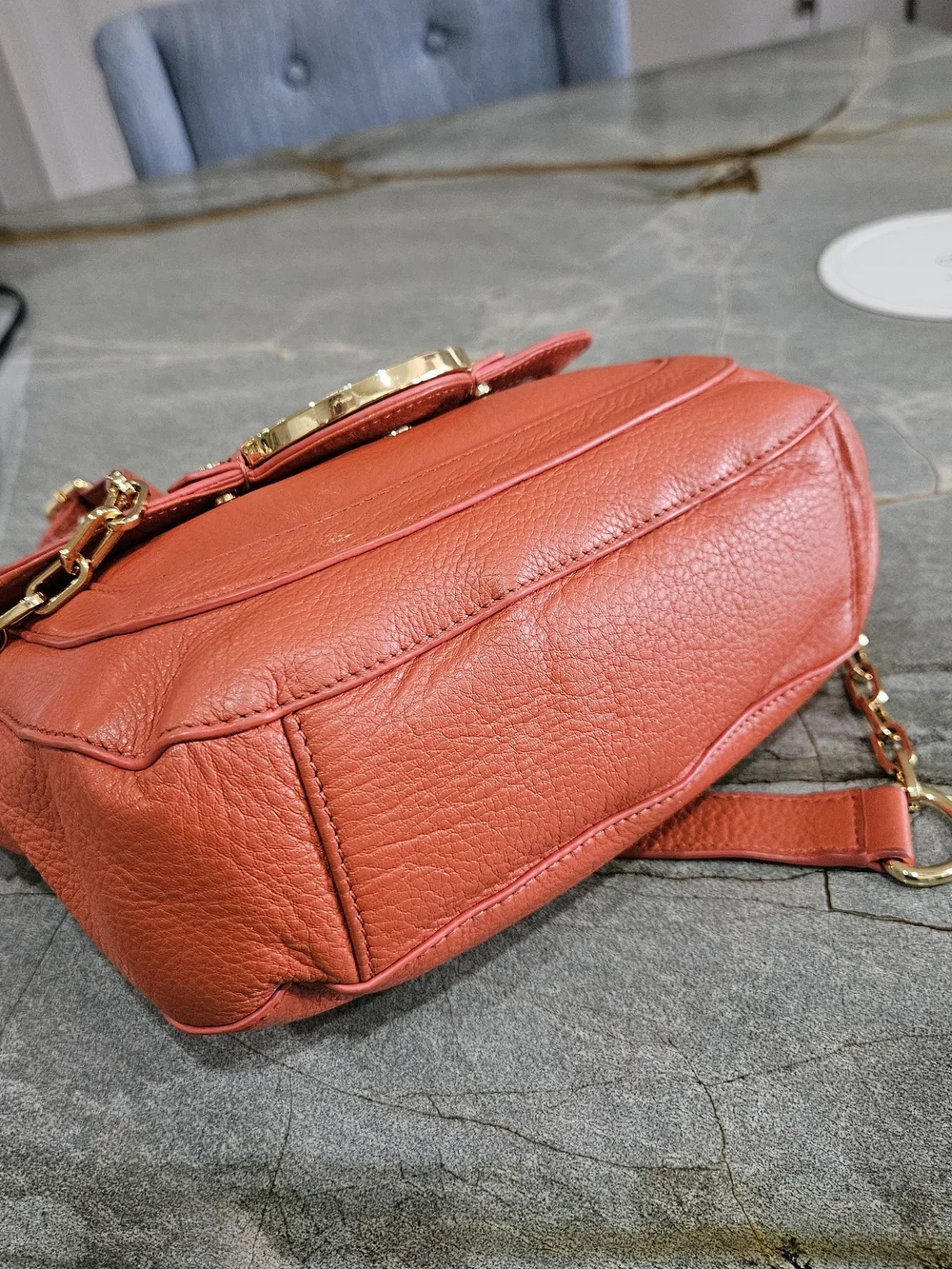 Tory Burch Amanda Logo Clutch Crossbody Coral Pebbled Leather Gold Chain